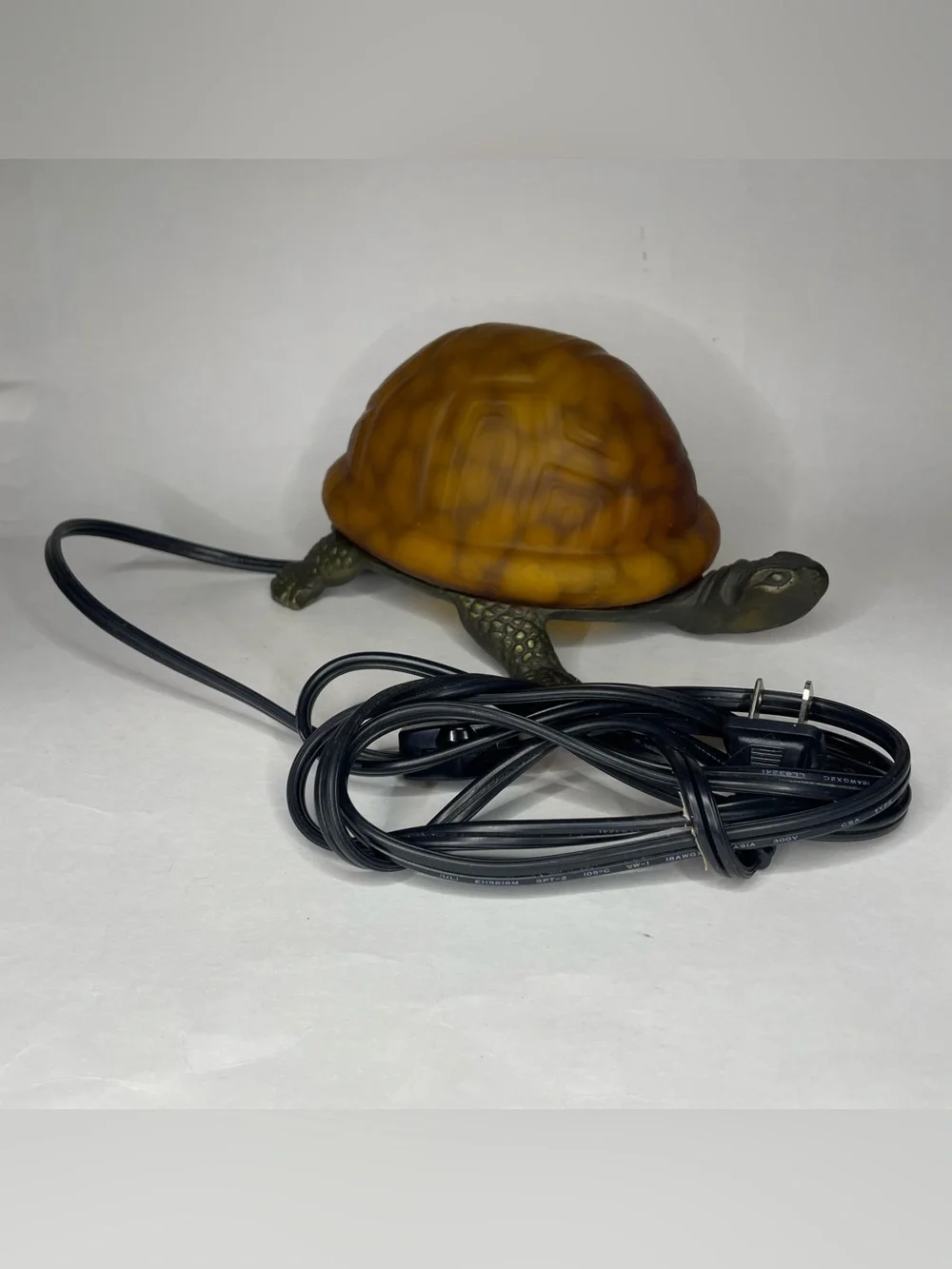 VTG Amber Mottled Tiffany Style Glass & Brass Turtle Table Accent/Night Light 8" - Picture 2 of 10
